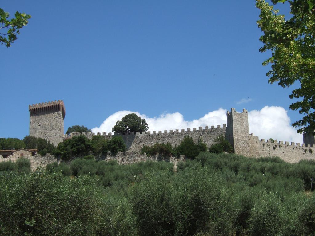 Hotel La Torre Castiglione del Lago Exteriör bild